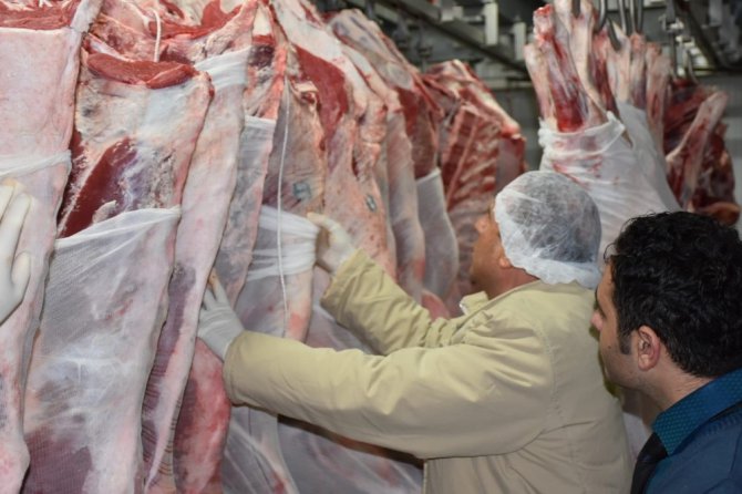 Aksaray’da et tesisleri denetleniyor