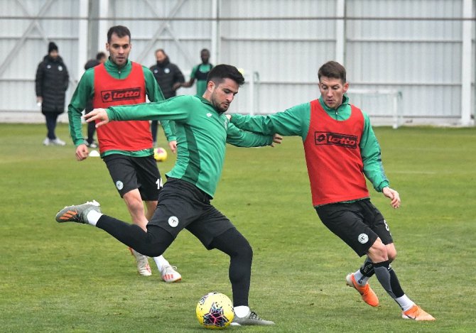 Konyaspor’da Çaykur Rizespor maçı hazırlıkları devam etti