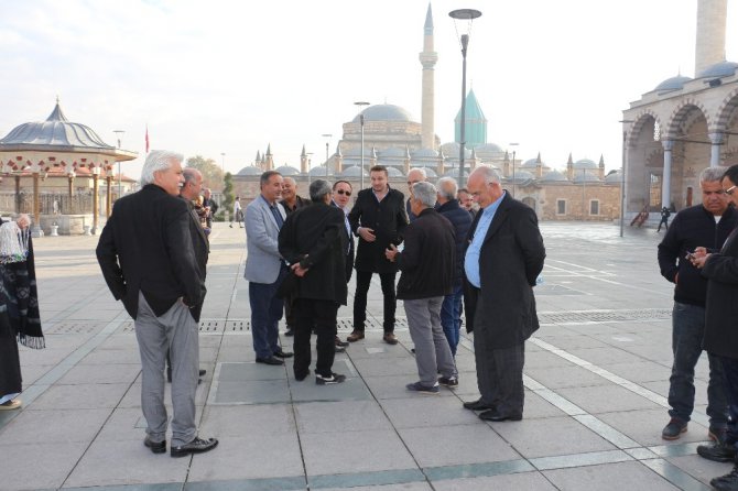 Komutan ve askerler 39 yıl sonra tekrar içtima aldı