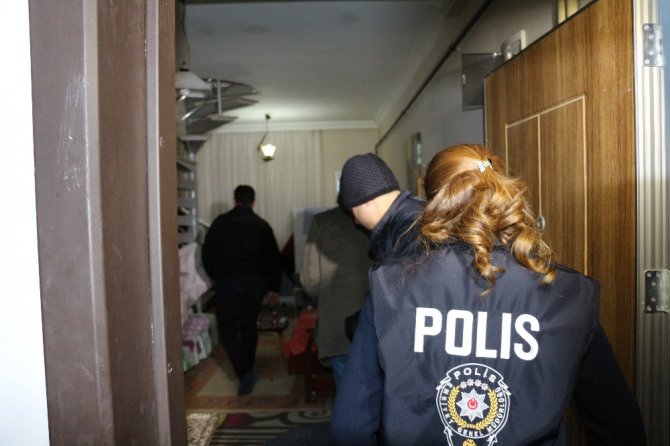 Konya’da fuhuş operasyonu: 5 gözaltı