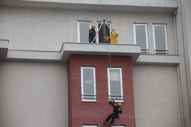 AFAD’dan masabaşı ve saha tatbikatı