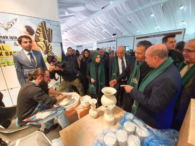 Konya Tanıtım Günleri Fuarında Selçuklu standı büyük ilgi gördü