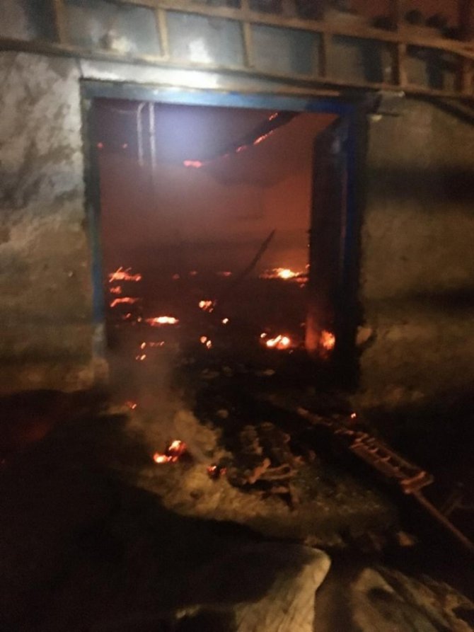 Konya’da ahır yandı, 240 hayvan telef oldu