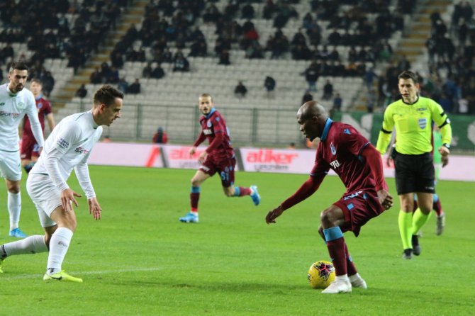 Süper Lig: Konyaspor: 0 - Trabzonspor: 1 (İlk yarı)