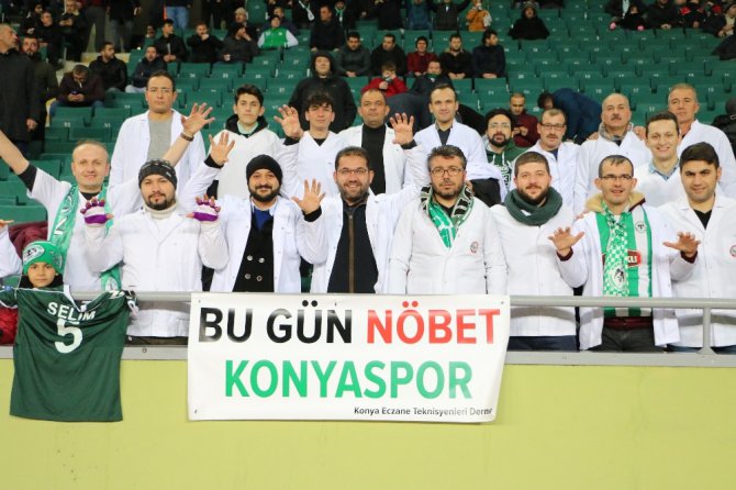 Süper Lig: Konyaspor: 0 - Trabzonspor: 0 (Maç devam ediyor)