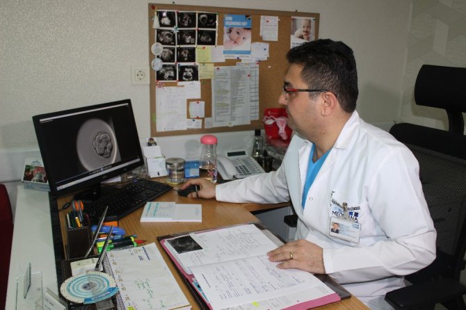 Op. Dr. Özçimen: “Tüp bebek tedavisinde genç yaşta başvurular bizim için çok önemli”