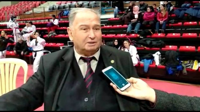 Konya’da tekvando siyah kuşak ve dan terfi sınavları yapıldı