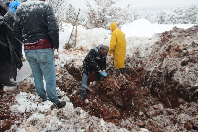 15 yıl önce cinayete kurban giden şahsın kahvesine uyutucu ilaç atıp boğmuşlar