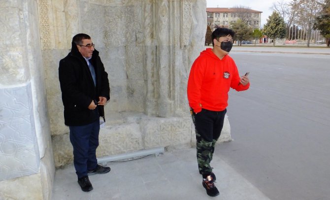 Sultanhanı Kervansarayı’na Uzakdoğulu turistlerden yoğun ilgi