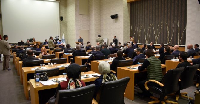 Başkan Altay, Selçuklu Belediyesi meclis toplantısında Konya yatırımlarını anlattı