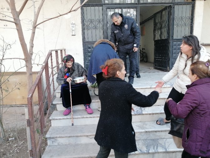 Yangında çocuklarını evde sanan annenin feryadı yürekleri dağladı