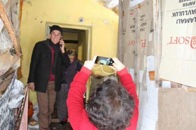Konya’daki depremde duvarlarında çatlaklar oluşan evlerde inceleme yapıldı