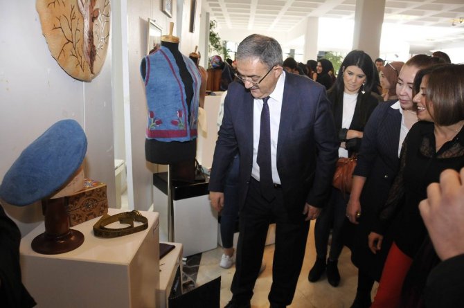 Selçuk’ta “Deri ve Keçe Ürünleri Sergisi” açılışı yapıldı