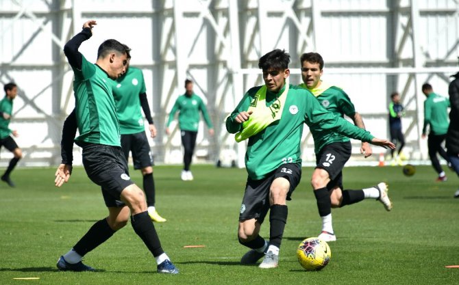 Konyaspor, Fenerbahçe hazırlıklarını sürdürdü