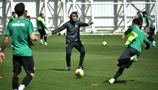 Konyaspor, Fenerbahçe hazırlıklarını sürdürdü