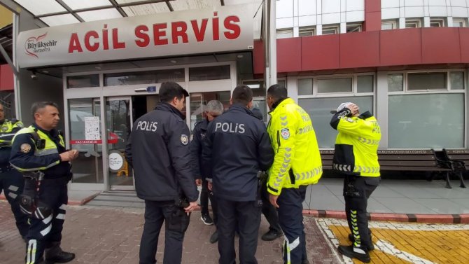 Boşanma aşamasındaki eşini çalıştığı hastanede vurarak öldürdü