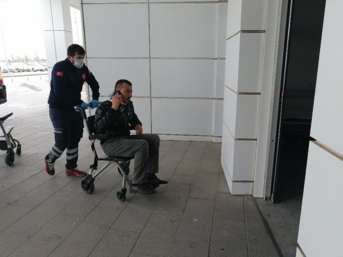 Aksaray’da otomobil şarampole devrildi: 3 yaralı