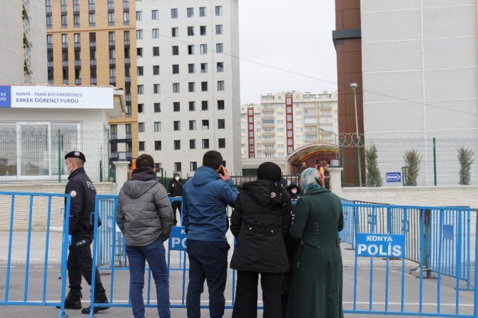 Konya’da umreden dönenlerin karantina süreci devam ediyor