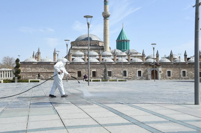 Konya’da korona virüsle mücadele etkin şekilde sürdürülüyor