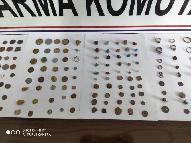 Konya’da 216 parça tarihi eser ele geçirildi