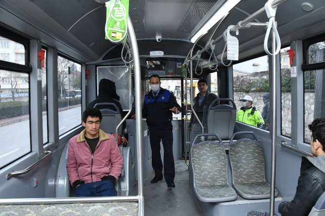 Büyükşehir’den toplu ulaşımda sosyal mesafeye dikkat edelim uyarısı