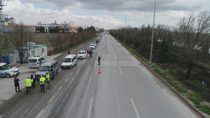 Konya’nın giriş çıkışta sıkı korona virüs denetimi