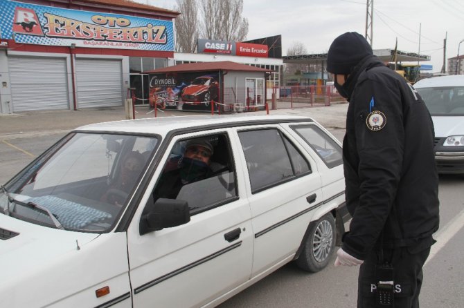 Beyşehir’de araçların giriş çıkışlarına izin verilmiyor
