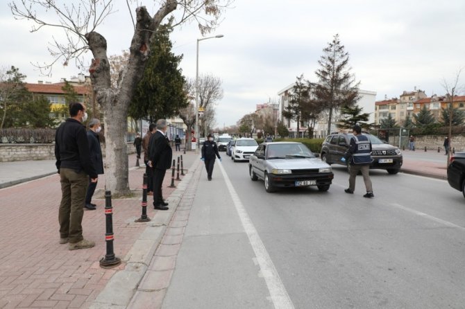 Konya Valisi Toprak, korona virüs tedbirlerini denetledi