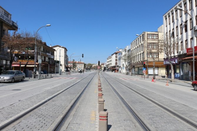 Konya’da sokaklar sessizliğe büründü