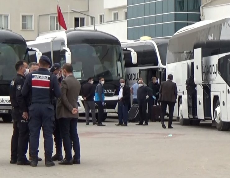 Karantinası biten ve Katar’dan gelen 349 Türk vatandaşı evlerine gönderildi