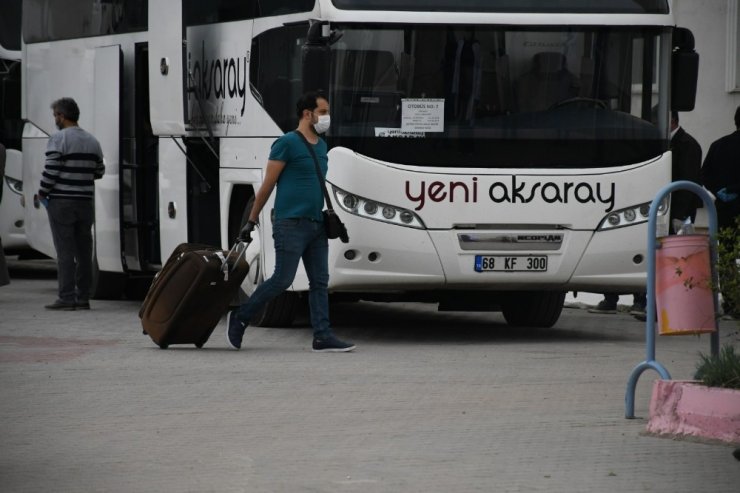 Karantinası biten ve Katar’dan gelen 349 Türk vatandaşı evlerine gönderildi