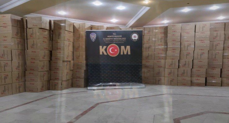 Polisten kaçamadı, 5 milyon 900 makaron ele geçirildi