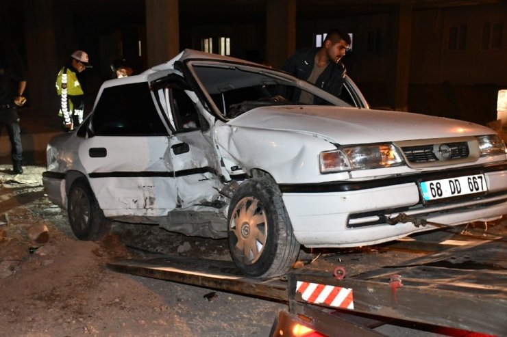 Polis şüpheli kovalamacasında kaza: 3’ü polis 5 yaralı
