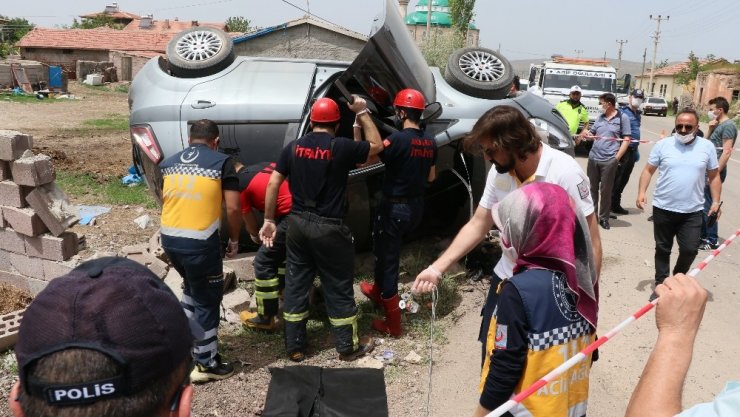 Aksaray’da otomobil takla attı: 1 ölü, 1 ağır yaralı