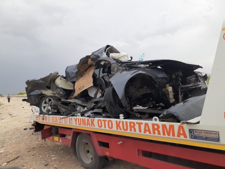 Konya’da iki otomobil çarpıştı: 2 yaralı
