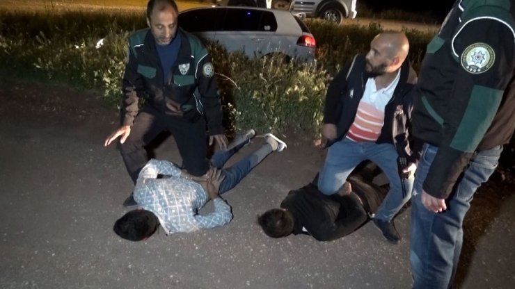 Polis şüpheli kovalamacası sulama kanalında son buldu