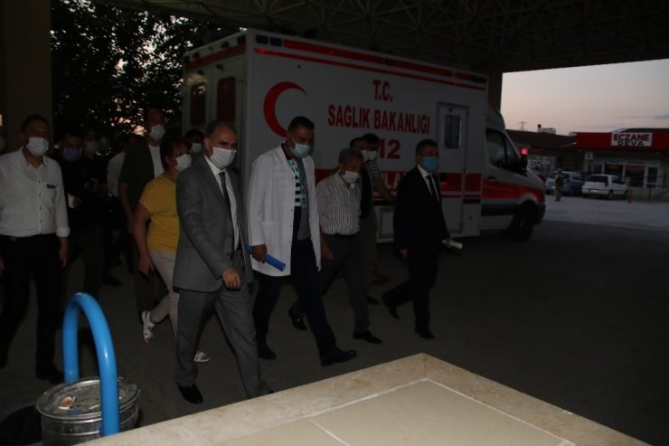 Konya Valisi Özkan yaralı tarım işçilerini ziyaret etti