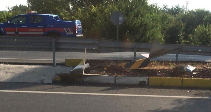 Konya’da refüje çarpan otomobil takla attı: 3 ölü, 2 yaralı