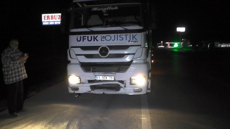 Tır otomobile arkadan çarptı: 3 yaralı
