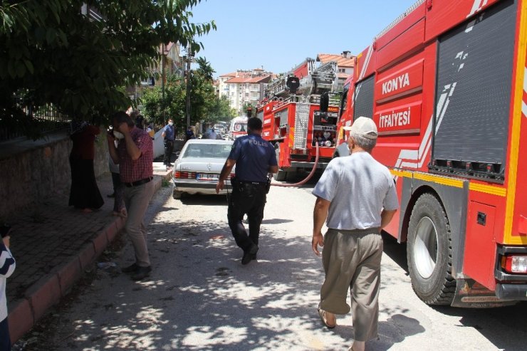 Konya’da bir evde çıkan yangın paniğe neden oldu