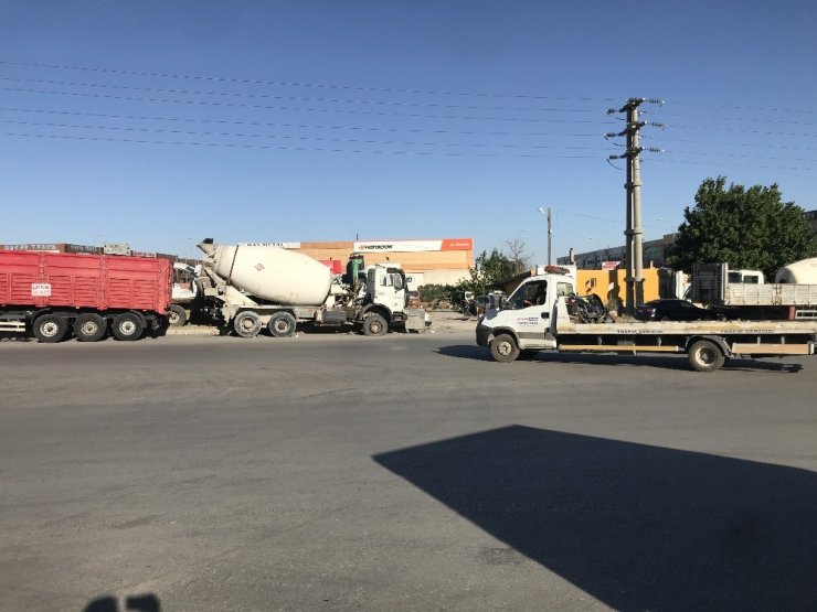 Konya’da kamyonla motosiklet çarpıştı: 1 ölü