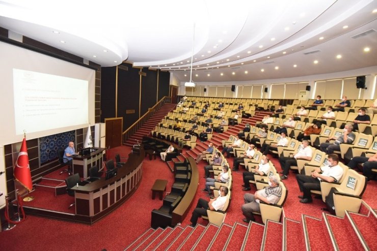 Karatay Belediyesi personeline Covid-19 eğitimi