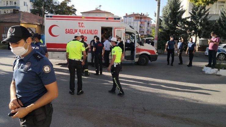 Aksaray’da yolcu minibüsüyle otomobil çarpıştı: 18 yaralı