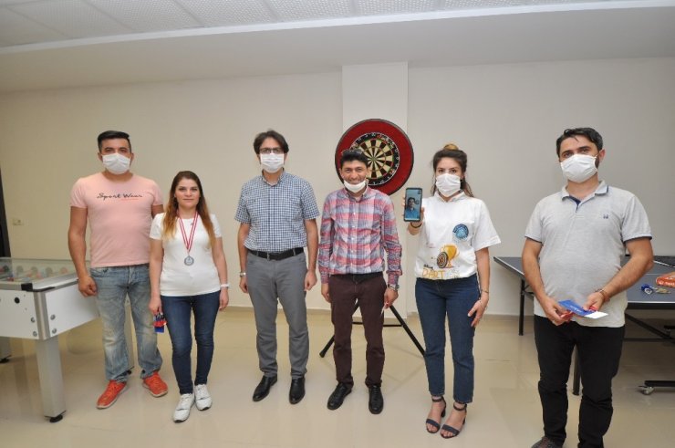 NEÜ’de online dart turnuvası düzenlendi