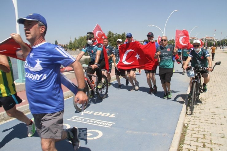 Beyşehir Gölünde 30 Ağustos coşkusu