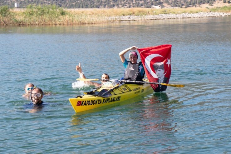 Beyşehir Gölünde 30 Ağustos coşkusu