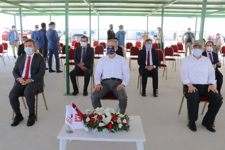 Savunma Sanayii Başkanı Demir, Aksaray’da roket yarışması programına katıldı