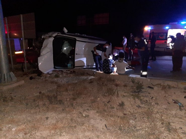 Konya’da otomobille hafif ticari araç çarpıştı: 7 yaralı