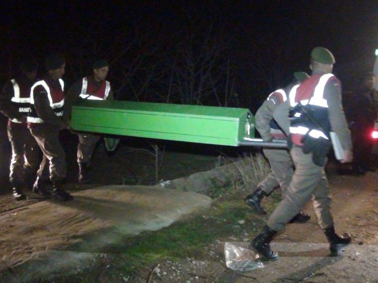 8 yıl önce öldürülen 13 yaşındaki kızın katili yakalandı
