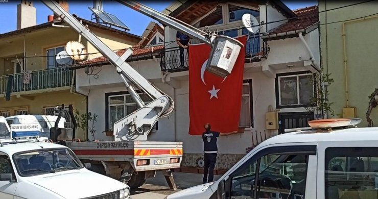 Trafik kazasında şehit olan polisin ailesine acı haber ulaştı
